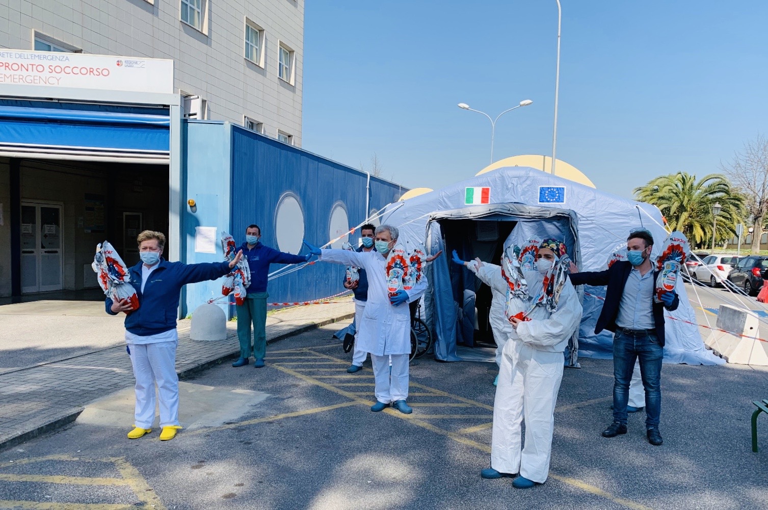 Al Covid Hospital San Filippo Neri arriva la Pasqua Ferrero per medici, infermieri e operatori sanitari