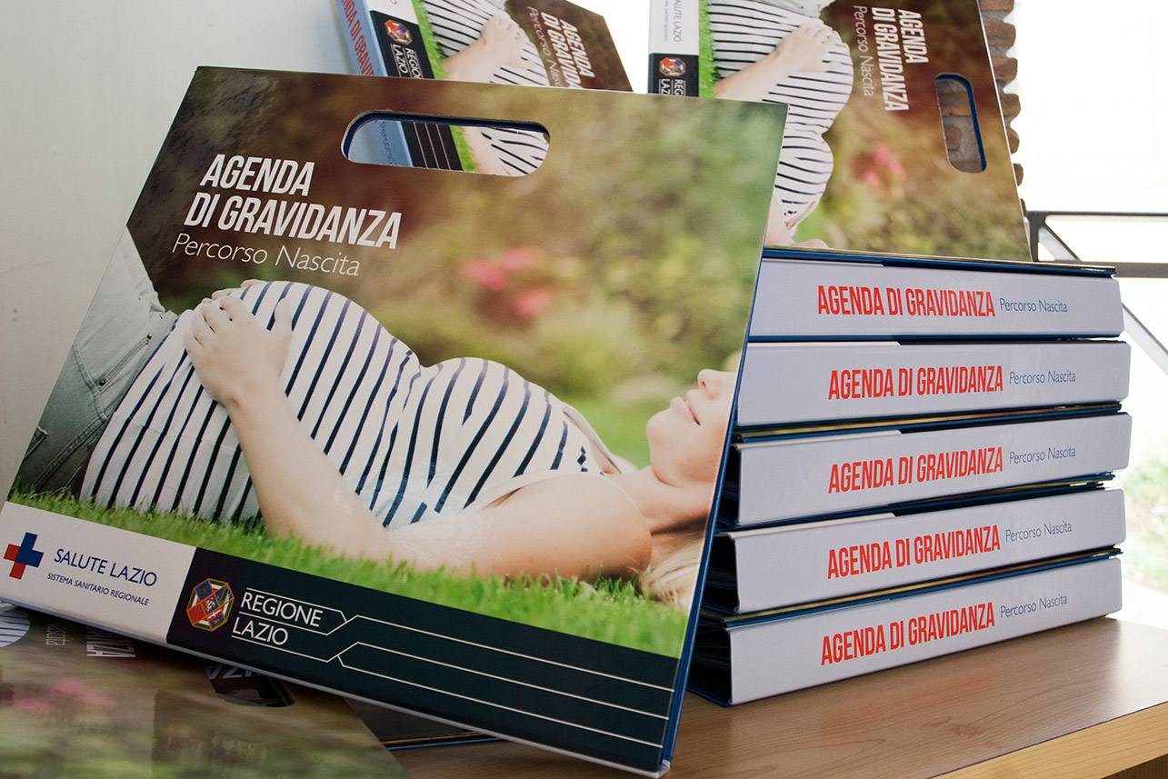 ZINGARETTI VISITA IL CENTRO SANT’ANNA E PRESENTA L’AGENDA DI GRAVIDANZA