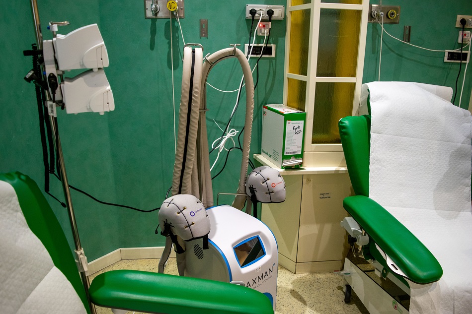 Consegnato il macchinario Paxman Scalp Cooler al Day Hospital Onco-ematologico del Santo Spirito