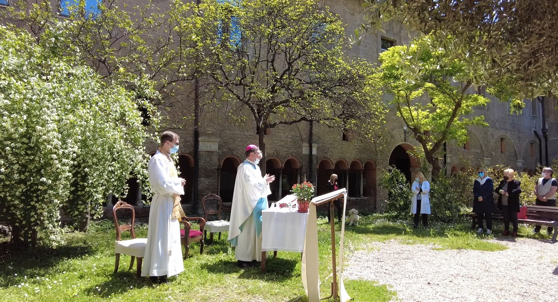 Visita pastorale di Mons. Paolo Ricciardi al Nuovo Regina Margherita